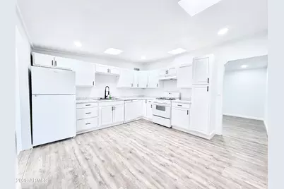111 E Navajo Street, Huachuca City, AZ 85616 - Photo 7