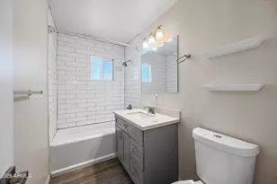 1022 W Elna Rae St, Tempe, AZ 85281 - Photo 5
