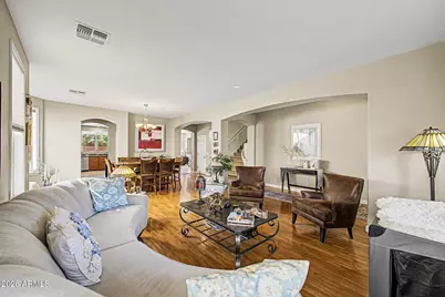 2141 W Ian Drive, Phoenix, AZ 85041 - Photo 5