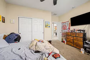 2141 W Ian Dr, Phoenix, AZ 85041 - Photo 35