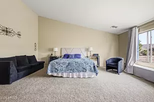 2141 W Ian Dr, Phoenix, AZ 85041 - Photo 23