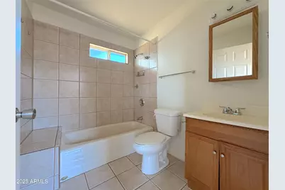 425 N 18th Drive #Apt 3, Phoenix, AZ 85007 - Photo 5