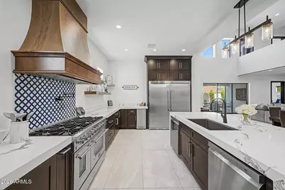3526 E Hazelwood Street, Phoenix, AZ 85018 - Photo 13