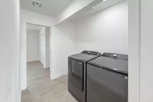 1015 E Concorda Dr, Tempe, AZ 85282 - Photo 21