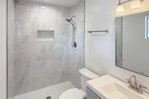 1015 E Concorda Dr, Tempe, AZ 85282 - Photo 9