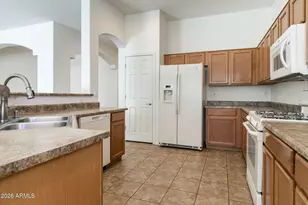 2230 W Calle Del Sol, Phoenix, AZ 85085 - Photo 9