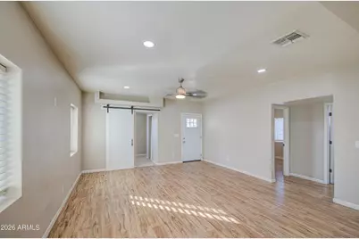 415 N 17th Drive, Phoenix, AZ 85007 - Photo 5