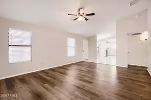 11820 N 75th Dr, Peoria, AZ 85345 - Photo 9