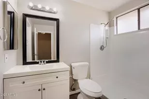 11820 N 75th Dr, Peoria, AZ 85345 - Photo 19