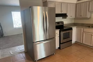 4525 E Alta Vista Rd, Phoenix, AZ 85042 - Photo 7