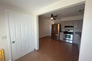 4525 E Alta Vista Rd, Phoenix, AZ 85042 - Photo 9