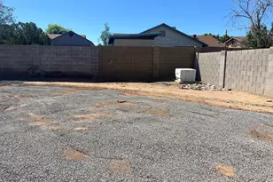 4525 E Alta Vista Rd, Phoenix, AZ 85042 - Photo 29