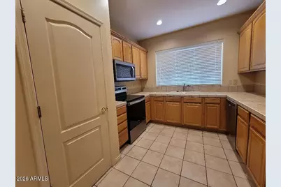 12608 N Mountainside Drive #Apt A, Fountain Hills, AZ 85268 - Photo 5