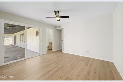 8621 W Turney Avenue, Phoenix, AZ 85037 - Photo 19
