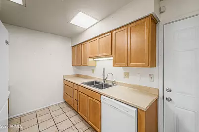 13230 N 99th Drive, Sun City, AZ 85351 - Photo 9