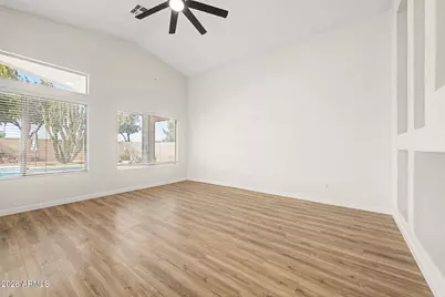 2250 E Augusta Avenue, Chandler, AZ 85249 - Photo 9