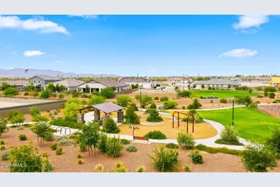 17270 W Sutherland Way, Surprise, AZ 85387 - Photo 13