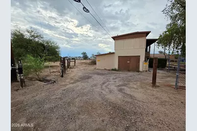 202 3rd Avenue E, Buckeye, AZ 85326 - Photo 29