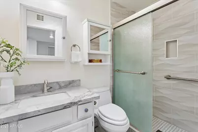 12005 N 40th Way, Phoenix, AZ 85028 - Photo 29