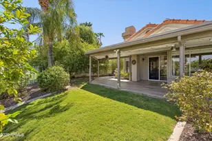 12005 N 40th Way, Phoenix, AZ 85028 - Photo 35