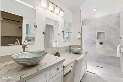 12005 N 40th Way, Phoenix, AZ 85028 - Photo 19