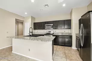 30943 W Mulberry Dr, Buckeye, AZ 85396 - Photo 7