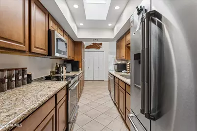 625 E Jeffrey Avenue, Phoenix, AZ 85020 - Photo 15