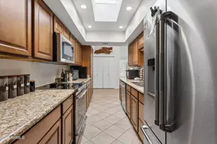 625 E Jeffrey Ave, Phoenix, AZ 85020 - Photo 15