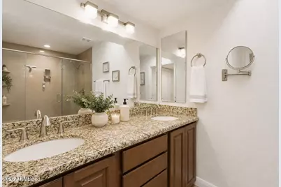 625 E Jeffrey Avenue, Phoenix, AZ 85020 - Photo 21