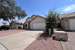 7561 W Cameron Dr, Peoria, AZ 85345 - Photo 3