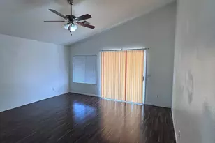 7561 W Cameron Dr, Peoria, AZ 85345 - Photo 11