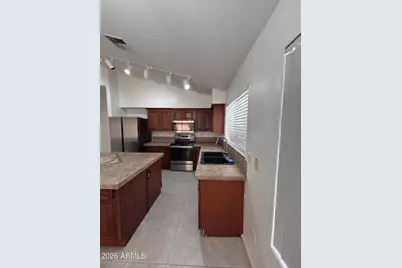 7561 W Cameron Drive, Peoria, AZ 85345 - Photo 9