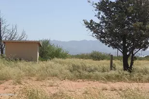7725 E Nevada Dr, Hereford, AZ 85615 - Photo 23