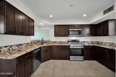 8434 E San Bernardo Drive, Scottsdale, AZ 85258 - Photo 5