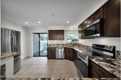 8434 E San Bernardo Drive, Scottsdale, AZ 85258 - Photo 7