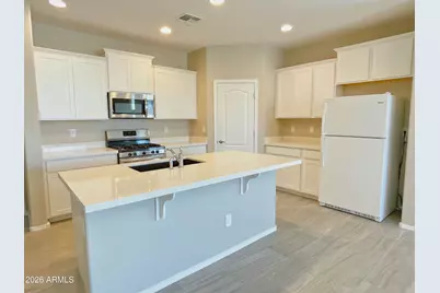 12437 N 174th Lane, Surprise, AZ 85388 - Photo 7