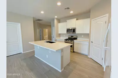 12437 N 174th Lane, Surprise, AZ 85388 - Photo 9