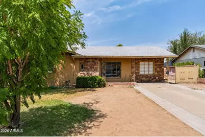 2040 E Whitton Avenue, Phoenix, AZ 85016 - Photo 1