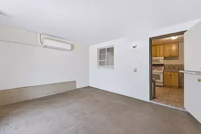 2040 E Whitton Avenue, Phoenix, AZ 85016 - Photo 17