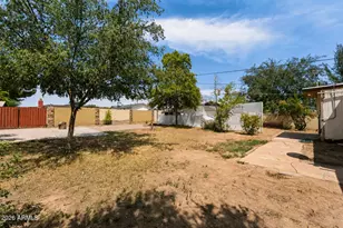 2040 E Whitton Ave, Phoenix, AZ 85016 - Photo 29