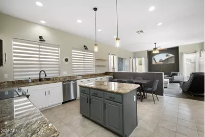 10231 E Pampa Avenue, Mesa, AZ 85212 - Photo 11