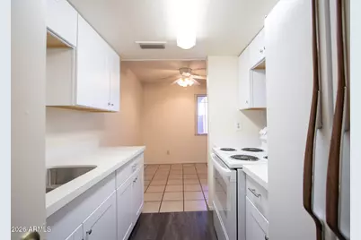 3941 W Wonderview Road, Phoenix, AZ 85019 - Photo 7