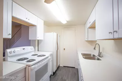 3941 W Wonderview Road, Phoenix, AZ 85019 - Photo 5