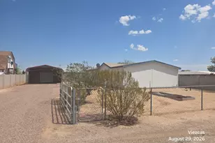 10963 N Hillside Dr, Casa Grande, AZ 85122 - Photo 3