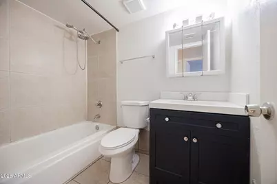 5040 N 40th Avenue, Phoenix, AZ 85019 - Photo 11