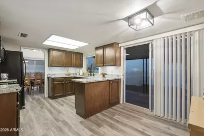 5613 N 76th Place, Scottsdale, AZ 85250 - Photo 9