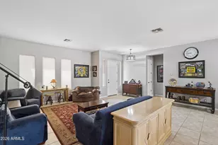 5561 S Wayne Dr, Chandler, AZ 85249 - Photo 5