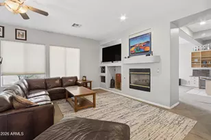 5561 S Wayne Dr, Chandler, AZ 85249 - Photo 11