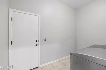 5561 S Wayne Drive, Chandler, AZ 85249 - Photo 29