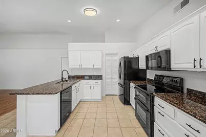 825 N 94th Place, Mesa, AZ 85207 - Photo 5